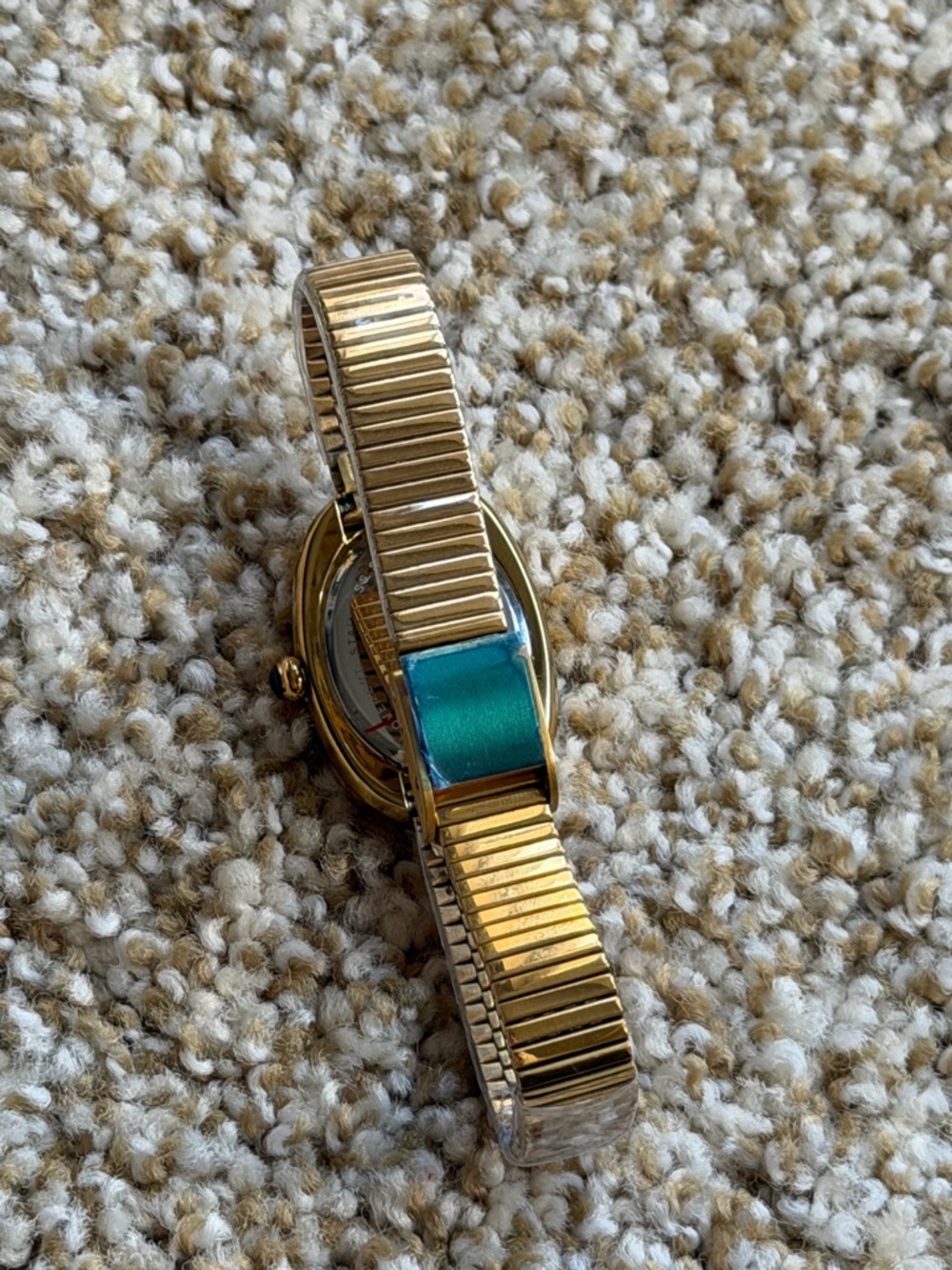Heaven Mayhem Amara Oval Faced Gold Wrist Watch NEW - Picture 7 of 12